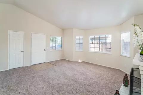 43631 30th St E, Lancaster, CA 93535 photo 5