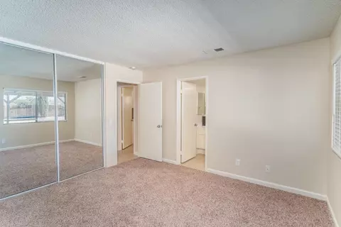 647 Ave J 12 E, Lancaster, CA 93535 photo 13