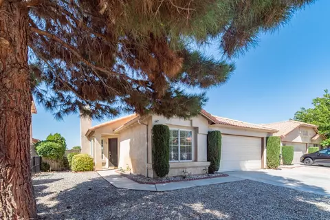 647 Ave J 12 E, Lancaster, CA 93535 photo 3