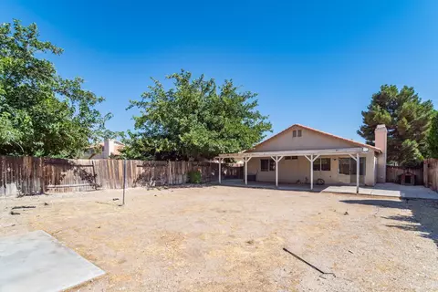 647 Ave J 12 E, Lancaster, CA 93535 photo 18