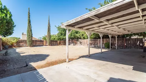 647 Ave J 12 E, Lancaster, CA 93535 photo 17