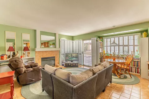 422 Avenue J9 E, Lancaster, CA 93535 photo 15