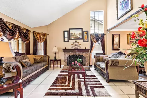 37520 Stonegate Ln, Palmdale, CA 93552 photo 4