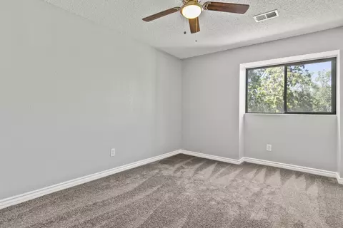 610 Jackman St E, Lancaster, CA 93535 photo 29
