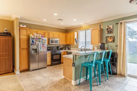 2806 Trakell St, Rosamond, CA 93560 photo 8