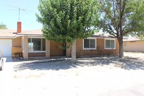 38568 156th St E, Palmdale, CA 93591 photo 2