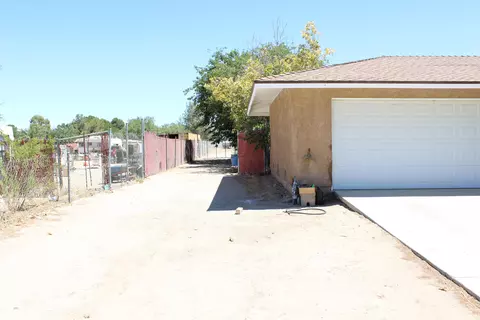 38568 156th St E, Palmdale, CA 93591 photo 5