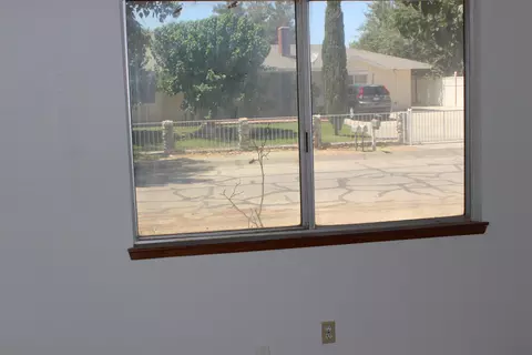 38568 156th St E, Palmdale, CA 93591 photo 8
