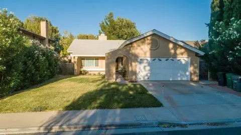 36816 Apache Plume Dr, Palmdale, CA 93550 photo 3