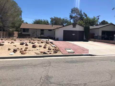 2820 Benito Ave, Mojave, CA 93501 photo 3