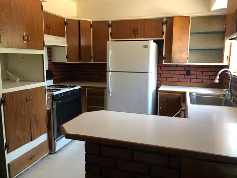 2820 Benito Ave, Mojave, CA 93501 photo 8
