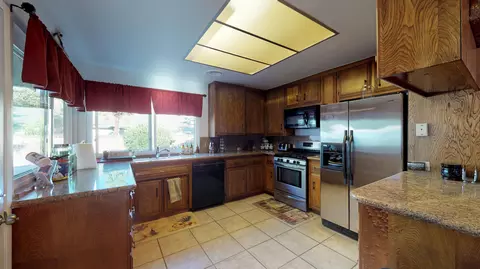 43964 27th St W, Lancaster, CA 93536 photo 11