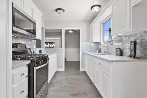 45415 3rd St E, Lancaster, CA 93535 photo 7