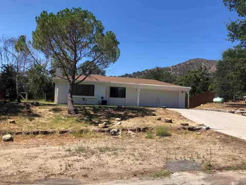 21412 Sunnybrook Dr, Tehachapi, CA 93561 photo 1