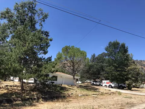 21412 Sunnybrook Dr, Tehachapi, CA 93561 photo 2