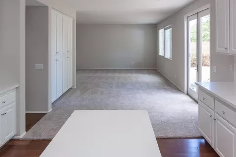 6315 Starview Dr, Lancaster, CA 93536 photo 9