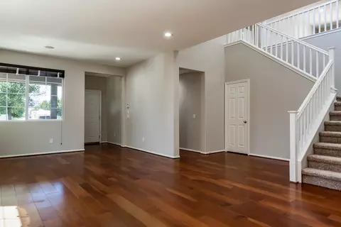 6315 Starview Dr, Lancaster, CA 93536 photo 3