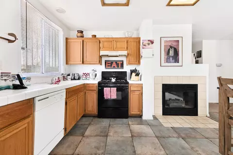 3331 Keel Ct, Lancaster, CA 93535 photo 18