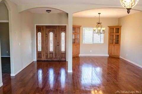 21016 Stage Dr, Tehachapi, CA 93561 photo 7