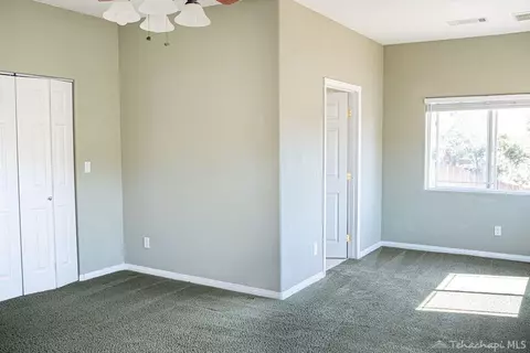 21016 Stage Dr, Tehachapi, CA 93561 photo 13