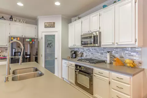37947 67th St E, Palmdale, CA 93552 photo 13