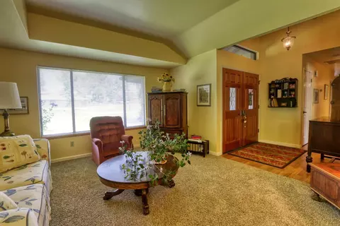 29231 Fawn Way, Tehachapi, CA 93561 photo 8