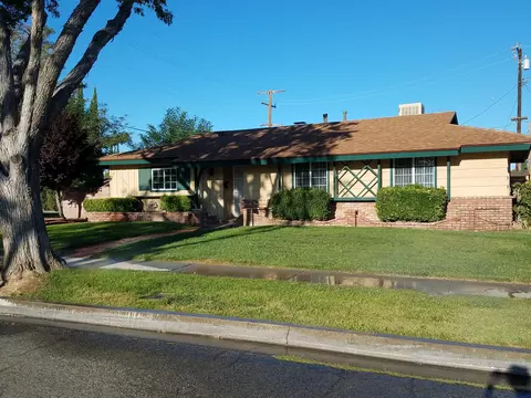 45005 Camolin Ave, Lancaster, CA 93534 photo 1