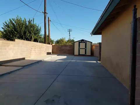45005 Camolin Ave, Lancaster, CA 93534 photo 3