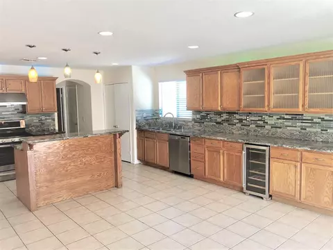 43028 Amoy St, Lancaster, CA 93536 photo 9