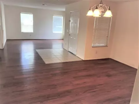 43028 Amoy St, Lancaster, CA 93536 photo 5