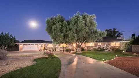 1760 Avenue L4 W, Lancaster, CA 93534 photo 1