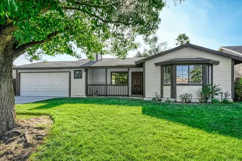 37341 27th St, Palmdale, CA 93550 photo 1