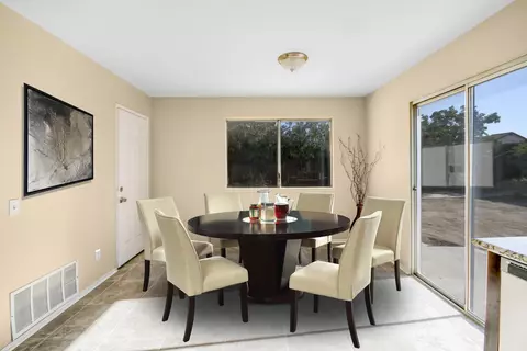 37341 27th St, Palmdale, CA 93550 photo 6