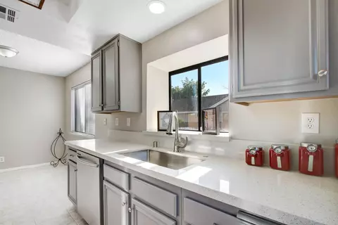 4137 Adobe Dr, Palmdale, CA 93552 photo 5