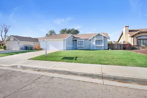 4137 Adobe Dr, Palmdale, CA 93552 photo 3