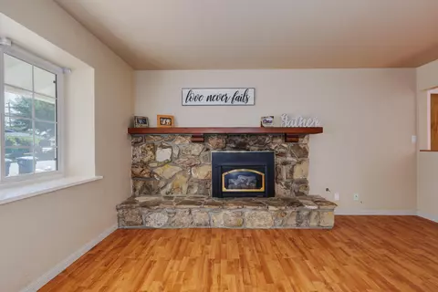 701 Merion Way, Tehachapi, CA 93561 photo 22