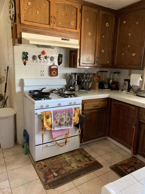 1108 Avenue K E, Lancaster, CA 93535 photo 4
