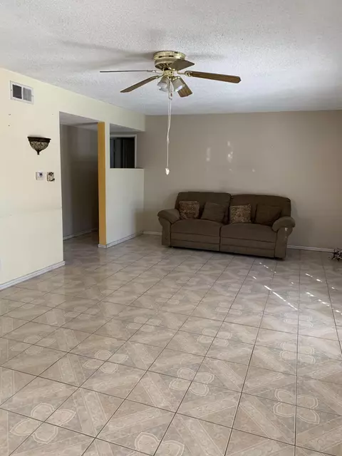 1108 Avenue K E, Lancaster, CA 93535 photo 9