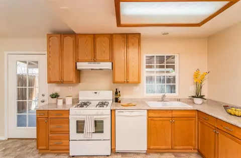 43642 Easy St, Lancaster, CA 93535 photo 9