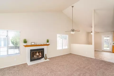 43642 Easy St, Lancaster, CA 93535 photo 4