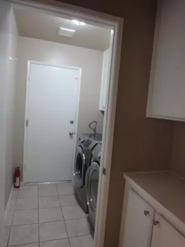 2043 Chatham Dr, Palmdale, CA 93550 photo 18
