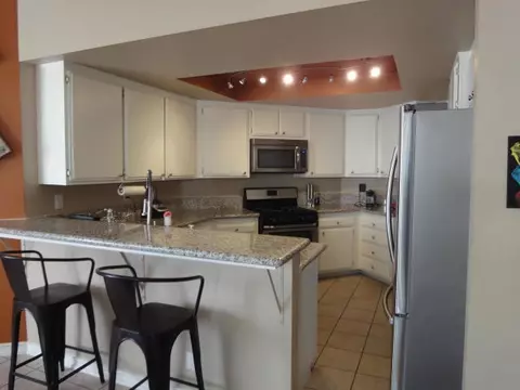 2043 Chatham Dr, Palmdale, CA 93550 photo 11