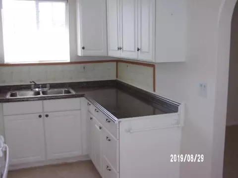 15762 M St, Mojave, CA 93501 photo 13