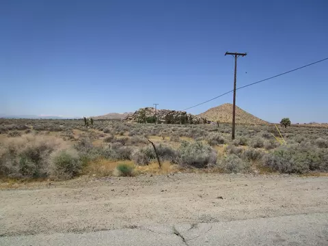 39028 180th St E, Palmdale, CA 93591 photo 4