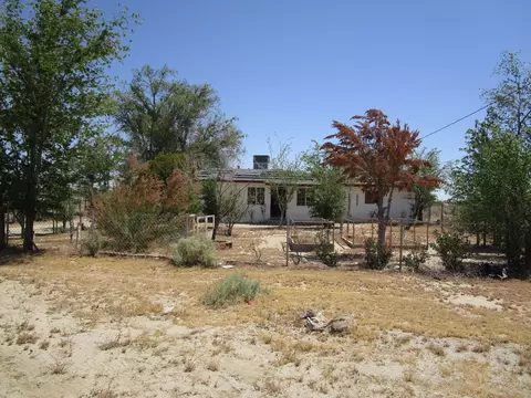 39028 180th St E, Palmdale, CA 93591 photo 1