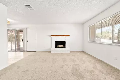 39037 161st St E, Palmdale, CA 93591 photo 6