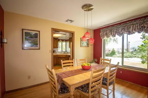 29901 Rolling Oak Dr, Tehachapi, CA 93561 photo 7