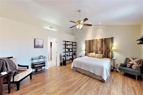 49755 Three Points Rd, Lancaster, CA 93536 photo 19