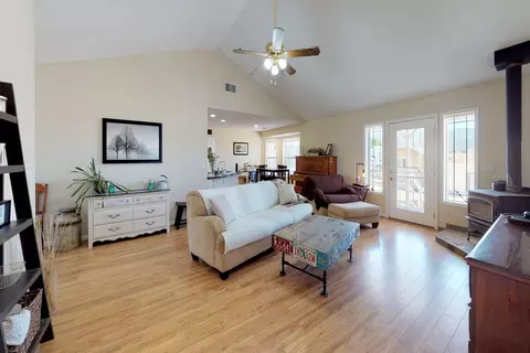 49755 Three Points Rd, Lancaster, CA 93536 photo 16