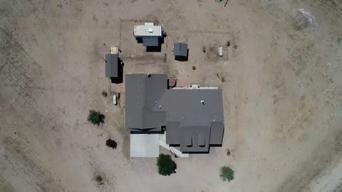 49755 Three Points Rd, Lancaster, CA 93536 photo 37